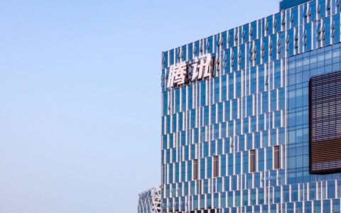 腾讯上车，不能只靠“不造车”