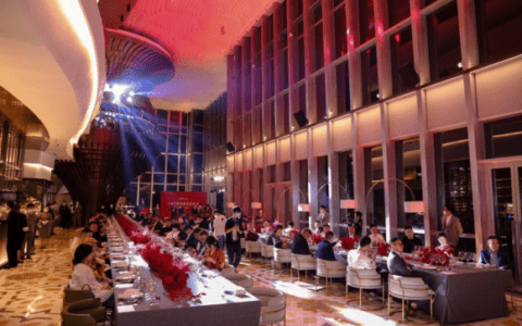 小仙炖鲜炖燕窝品鉴会上海站落地甬府，携手著名美食家翁拥军拓展燕窝入馔新边界