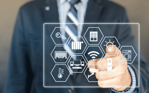 “狂飙”的ChatGPT，将会给智能硬件行业带来什么变化？