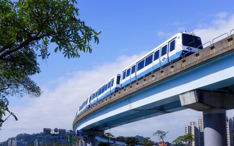 地铁免费“超长待机”折射宁波困境，2023各地以补贴促消费战事全面升维