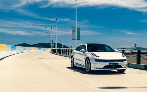 极氪汽车：CEO带头鼓励“吐槽”，却还是玩砸了