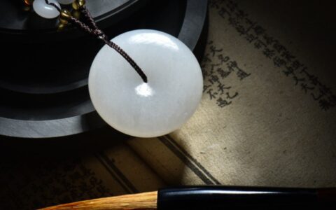 珠宝直播赶赴内容化，点淘成为铺路人