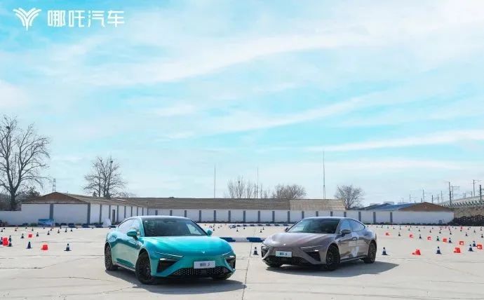 360由盈转亏，都怪哪吒拖累？
