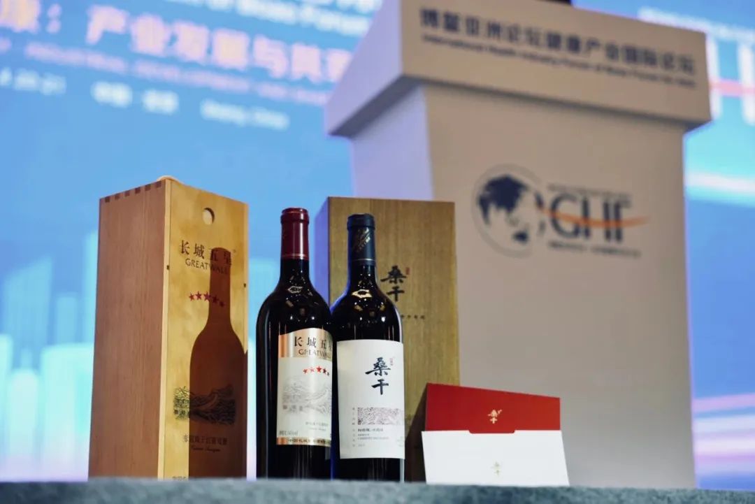 舌尖上的“丝路情缘”：中亚峰会上，国宴美食、美酒背后的渊源