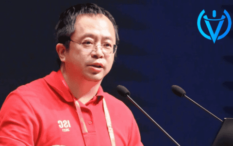 周鸿祎，用AI再造一个新360