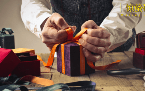 盲盒之外的盲盒经济，藏着年轻人的狂热密码