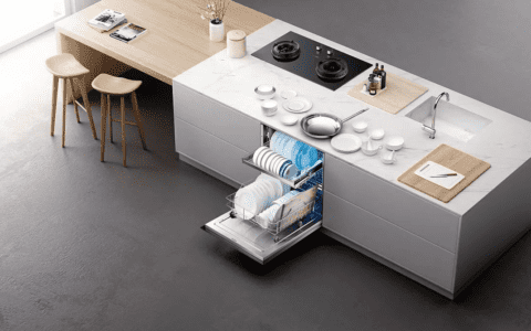 老板电器，冲不到年轻人阵营