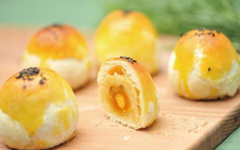 新中式烘焙大撤退，入局者打响“生死战”