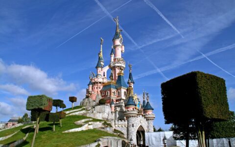 未来十年，中国难有第三座迪士尼？