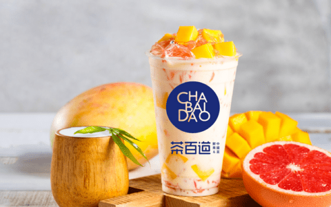 一年卖出近8亿杯，又一家不靠“卖奶茶”盈利的茶饮品牌冲击IPO