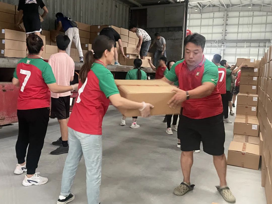 对话锅圈加盟商：在10万人口的小县城该怎么做生意？