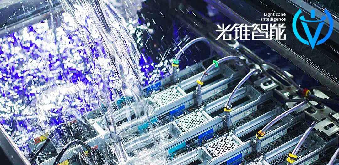 大模型引发“暴力计算”，巨头加速推进液冷“降温”