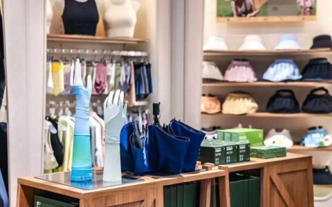 蕉下冲锋衣：过冬利器还是昙花一现？