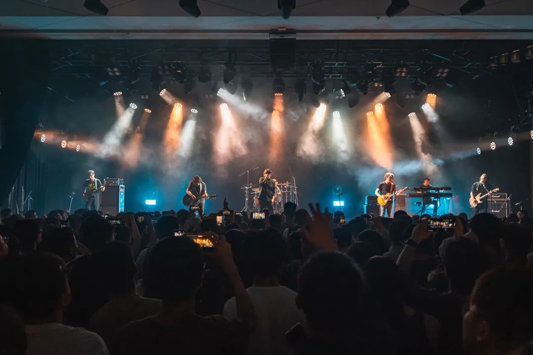 年度访谈 | 10个普通人在路上