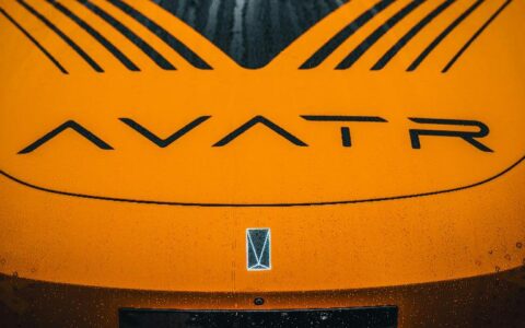 朱华荣挂帅、全资源倾斜，阿维塔能担起长安“长子”的重任吗？