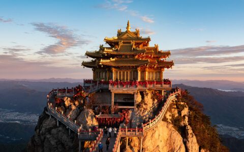 各地文旅局长已被“逼疯”