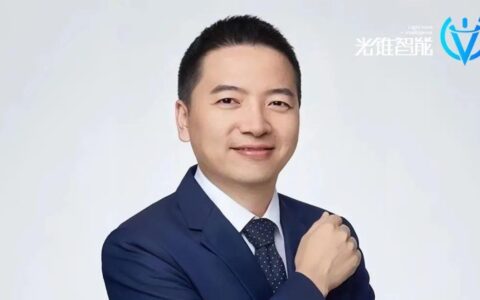 落地端侧，2B模型如何以小搏大？｜对话面壁CEO李大海