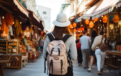我在抖音卧底旅游搭子群 勾搭上了拉人头的业务员