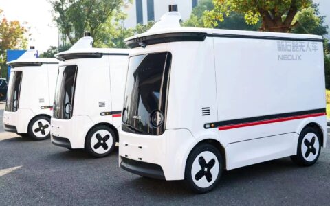 低成本、高效率、有路权，新石器无人车抵达“风口”