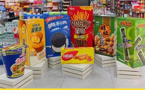 超大包装零食爆火，年轻人又被控住了
