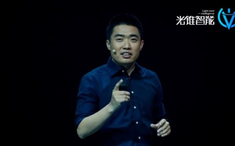 加入“端到端”竞赛，理想智驾的“快与慢”