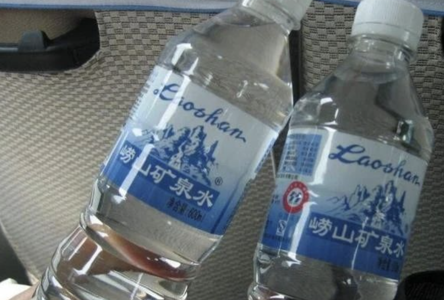 崂山矿泉水，为何输掉了中国第一瓶矿泉水的辉煌？