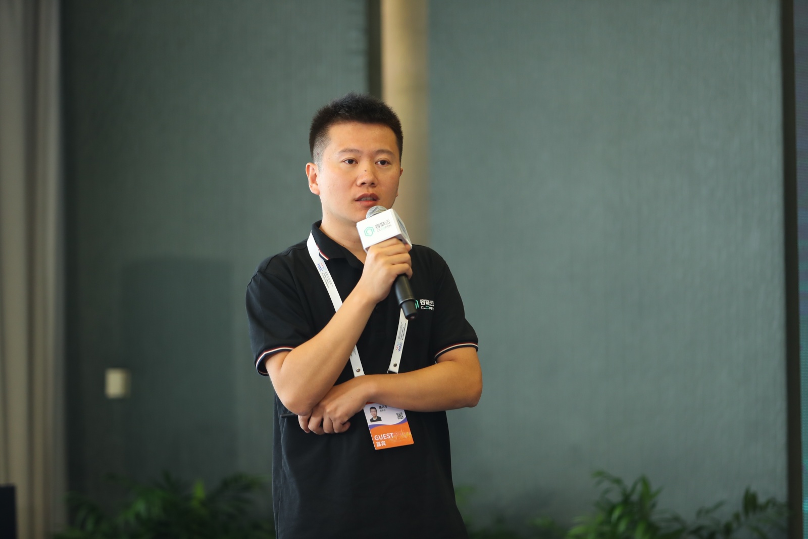 WAIC容联云论坛成功举办,发布大模型应用重塑企业营销服场景
