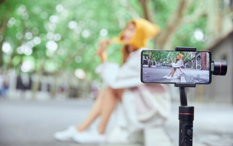 想做自媒体博主赚钱的人，90%都放弃了