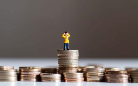 退房时堪比“进货”，酒店被客人薅怕了