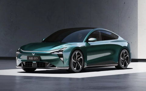 夏一平，学着“讲故事”