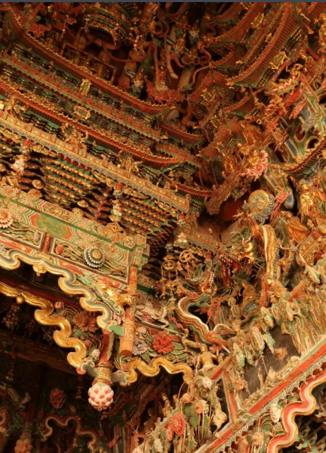 7000亿元解锁旅行新姿势，这个国庆年轻人有多会“玩”？