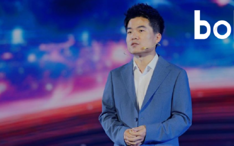 董宇辉“出走”100天，“丈母娘”带头闯关