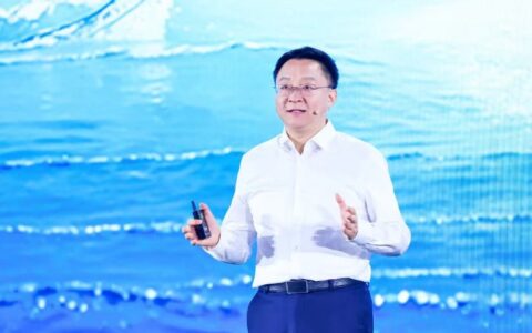 带科大讯飞走“弯曲的直线”，刘庆峰不怕“复杂”