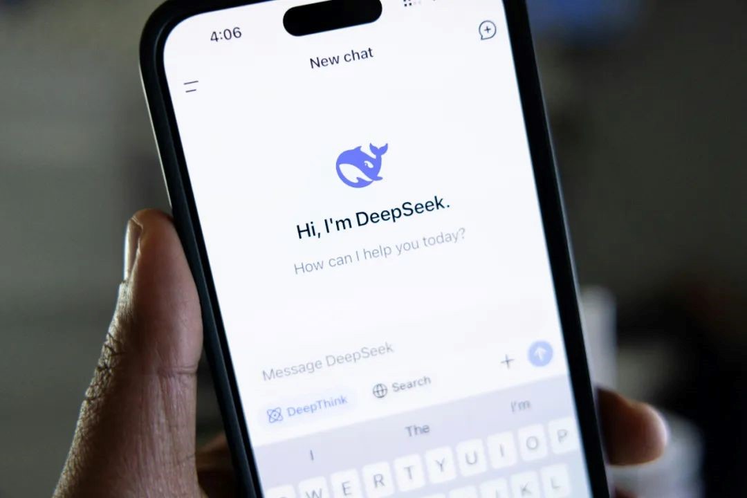 天润融通：全面接入DeepSeek，助力客户服务效率与体验双提升
