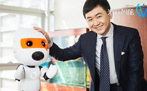 百川精简医疗团队，AI医疗的金矿不好挖