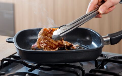 “家有小孩 锅圈牛排”：一门“刚需”生意正在崛起