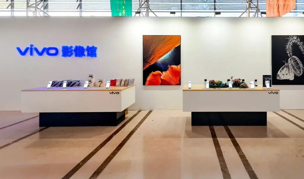 AI手机故事没讲成，vivo又开始画机器人的“饼”了？