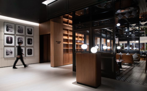 城际酒店，帮大厂人赎回生活