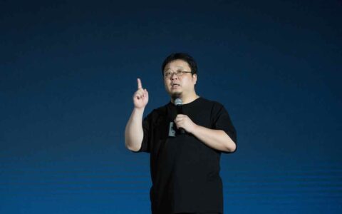 罗永浩：名气大于实力