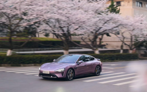 信任危机中的小米：营销神话能否承受生命之重？