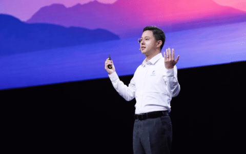 百度智能云启动“大模型行业合伙人计划”  共享10亿大模型商机