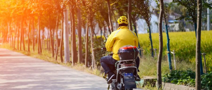 给骑手交社保，美团给出了普惠、灵活的新方案