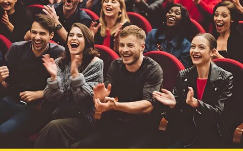 “情绪消费”崛起：脱口秀疗愈、八段锦市集成年轻人假期刚需