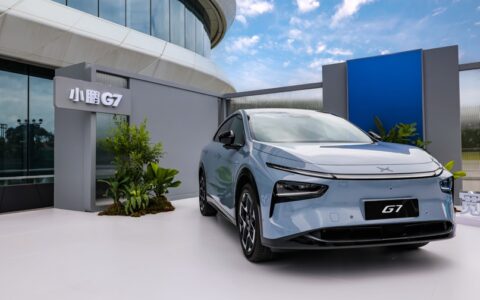 断代领先算力+全域AI大模型,小鹏G7预售价仅23.58万元