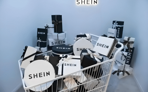 快时尚标签下估值被压制，Shein应该尽早秀出AI肌肉