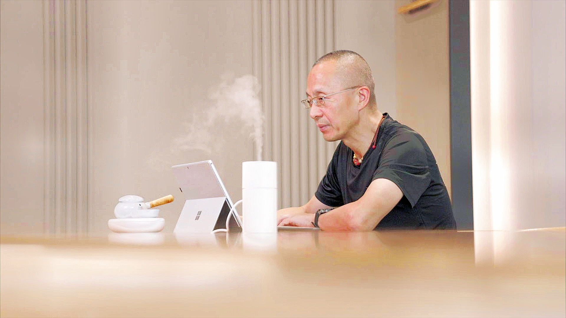 中国连锁酒店加盟第一人，陪季琦豪赌三次