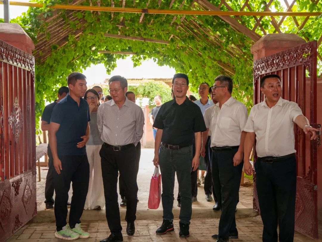 贴心，更贴心，一家国民内衣品牌交出的17年公益答卷