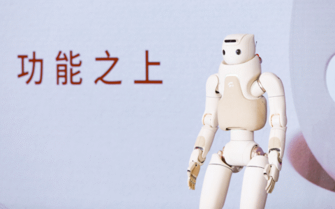 傅利叶发布全新人形机器人“Care-bot”GR-3，主打交互陪伴