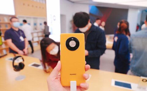 补贴退潮，暗战升级：2025，手机江湖进入硬核时刻