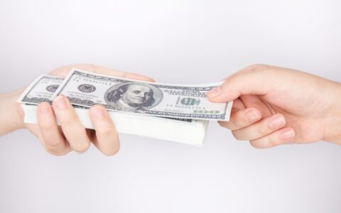 罚的比赚的多，红外卖商家直呼受不了！